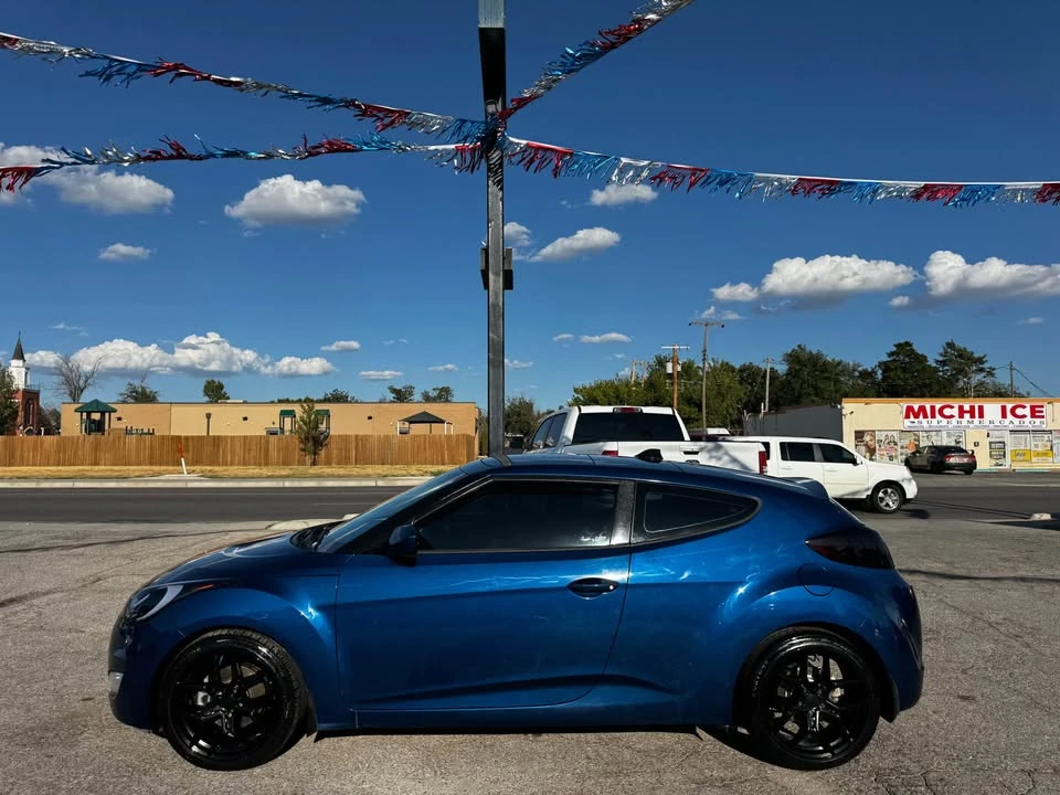2016 Hyundai Veloster - Image 4 of 16