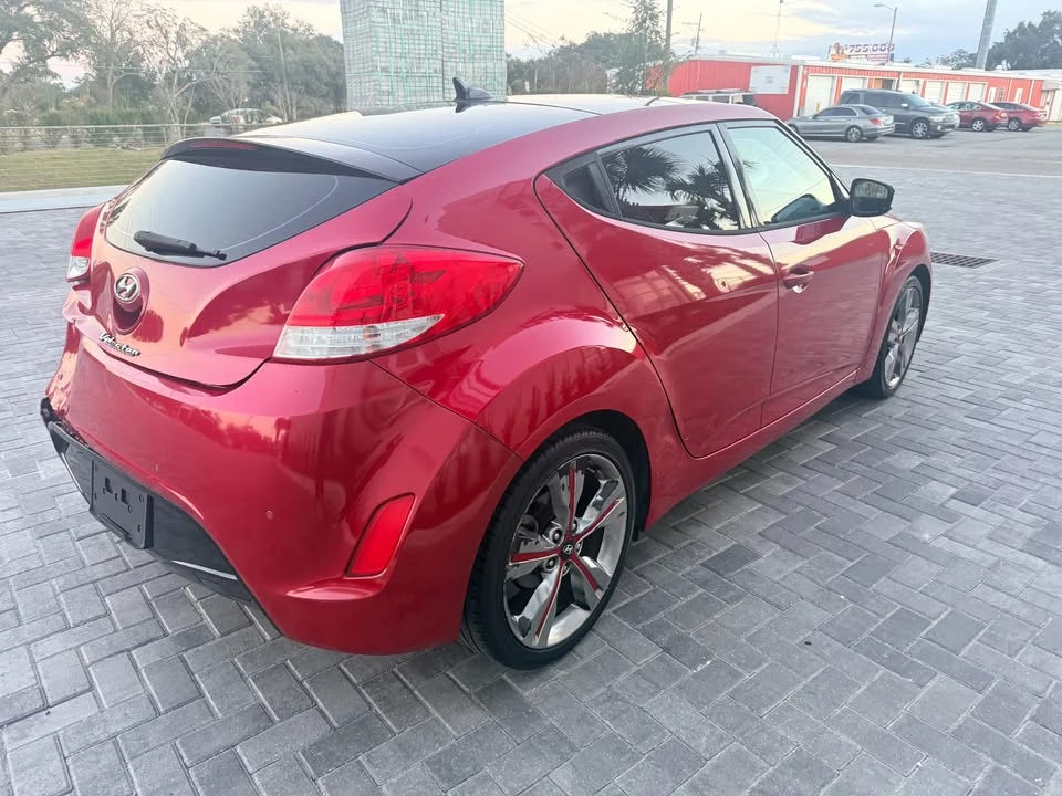 2016 Hyundai Veloster - Image 4 of 12
