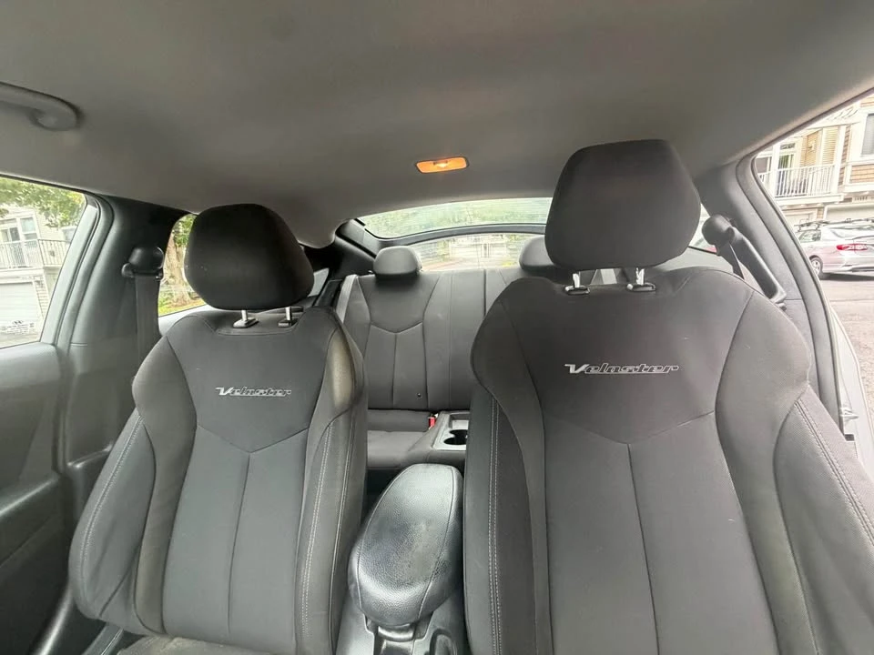 2016 Hyundai Veloster - Image 10 of 10