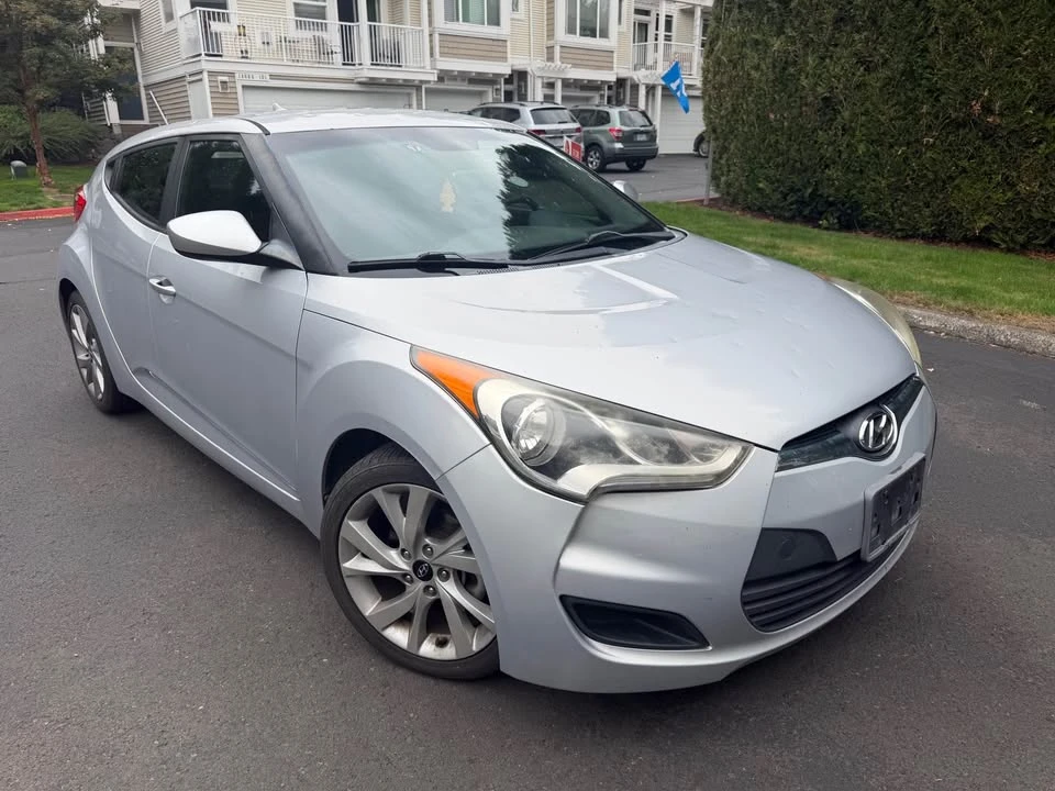 2016 Hyundai Veloster - Image 3 of 10
