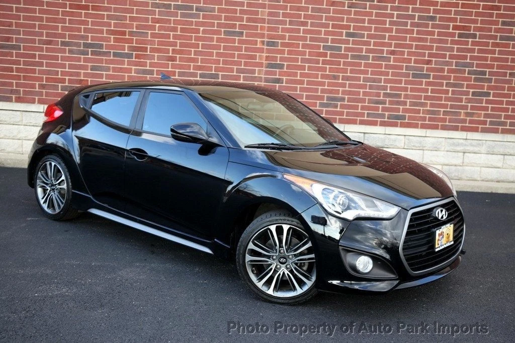 2016 Hyundai Veloster - Image 10 of 12