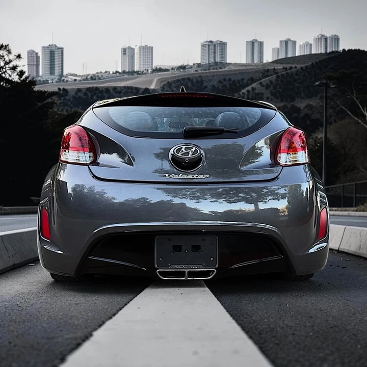 2016 Hyundai Veloster - Image 6 of 18