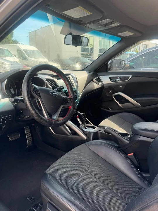 2016 Hyundai Veloster - Image 3 of 4