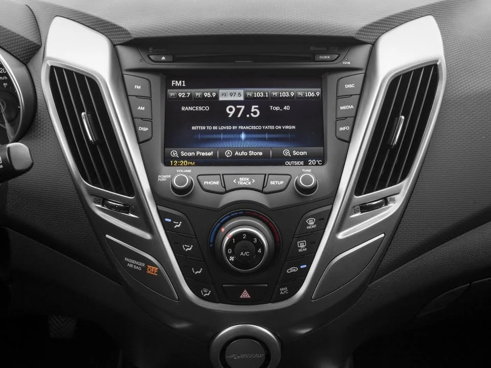 2016 Hyundai Veloster - Image 7 of 12