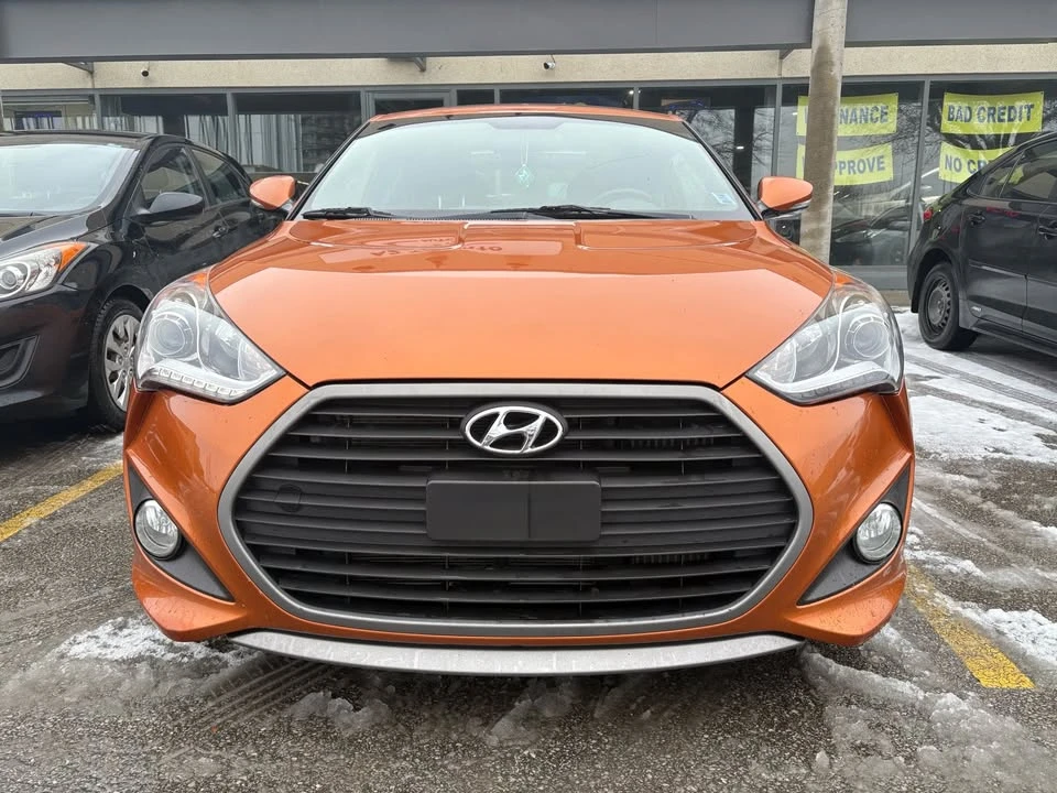 2016 Hyundai Veloster - Image 2 of 20