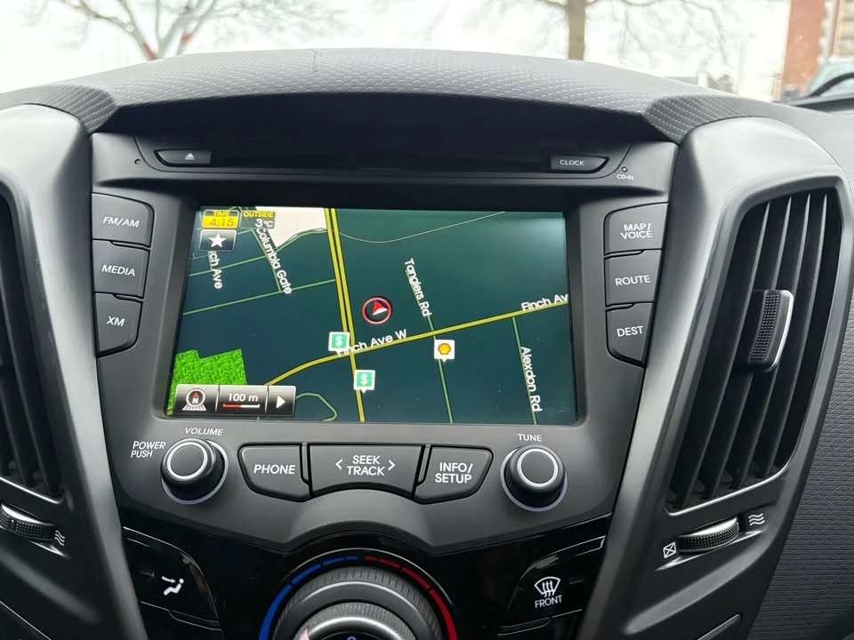 2016 Hyundai Veloster - Image 17 of 20