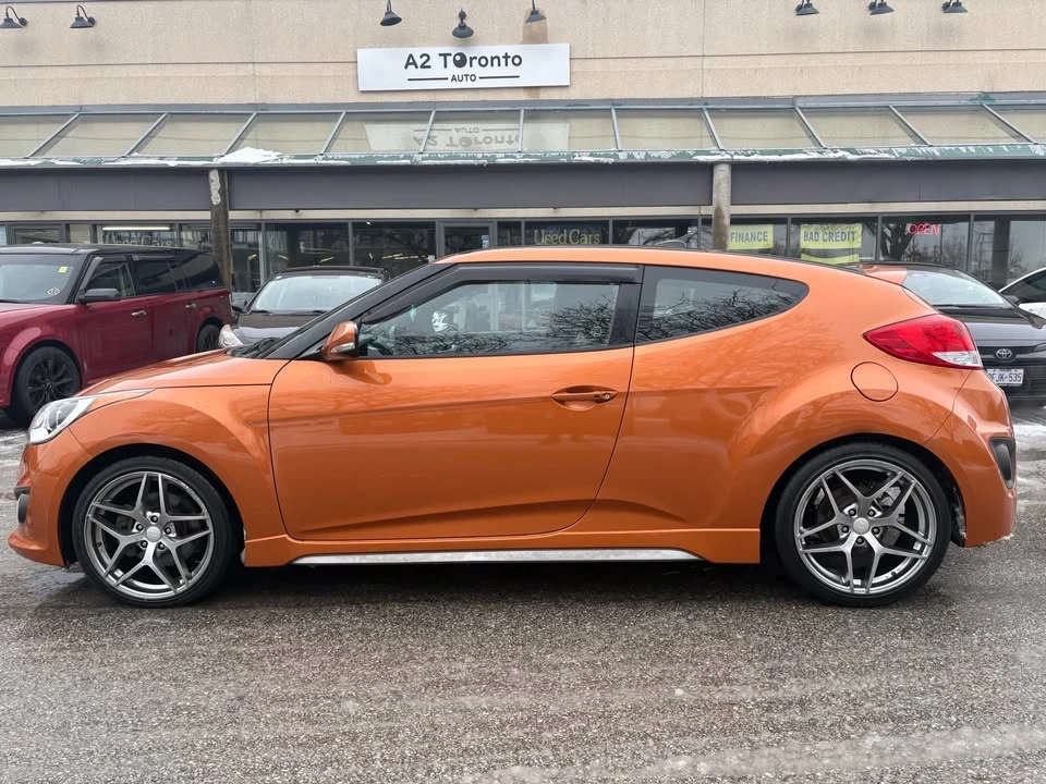 2016 Hyundai Veloster - Image 8 of 20