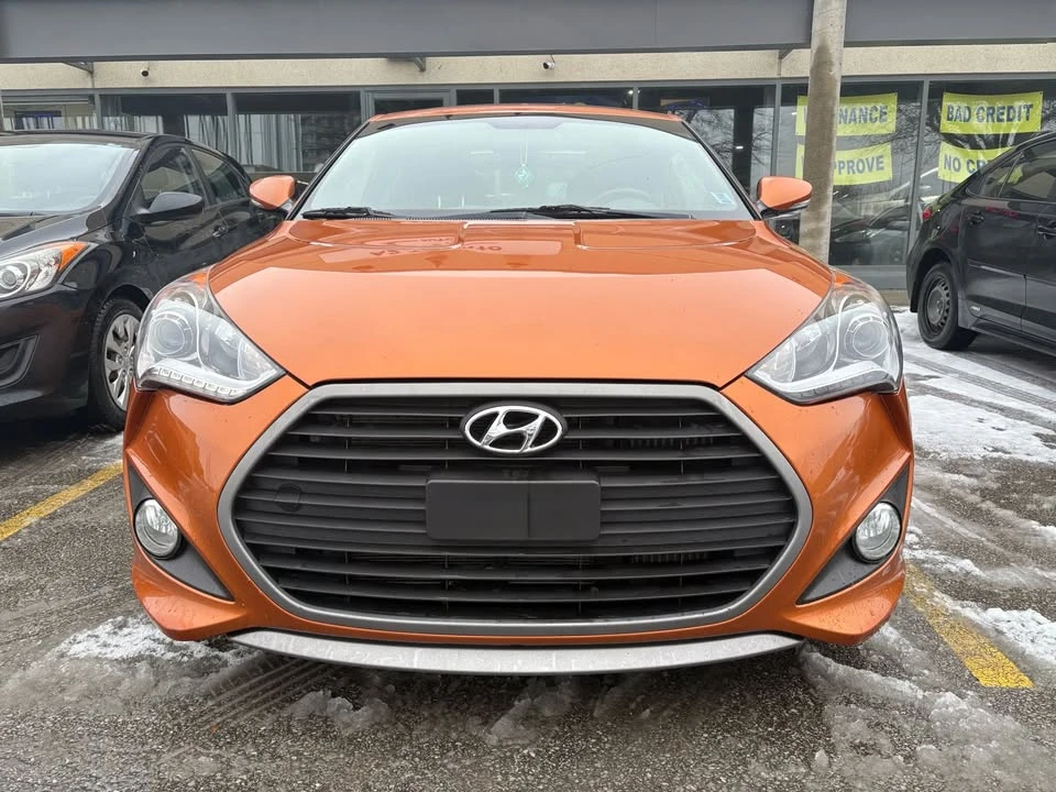 2016 Hyundai Veloster - Image 2 of 20