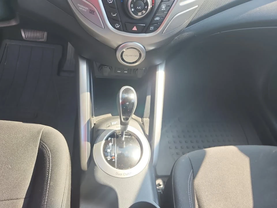 2016 Hyundai Veloster - Image 20 of 20