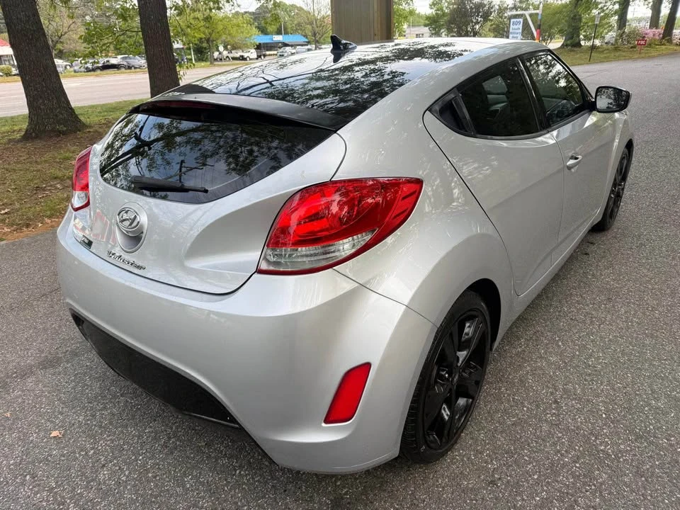 2016 Hyundai Veloster - Image 5 of 19