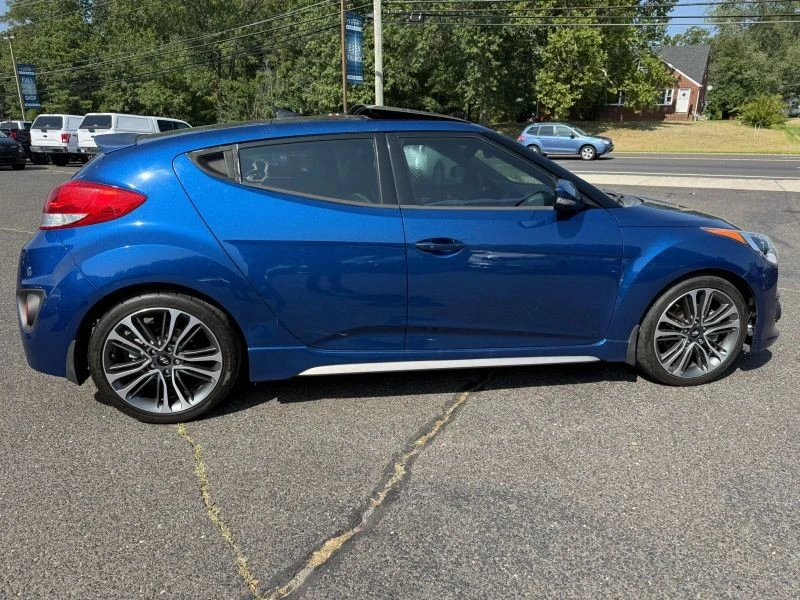 2016 Hyundai Veloster - Image 7 of 12