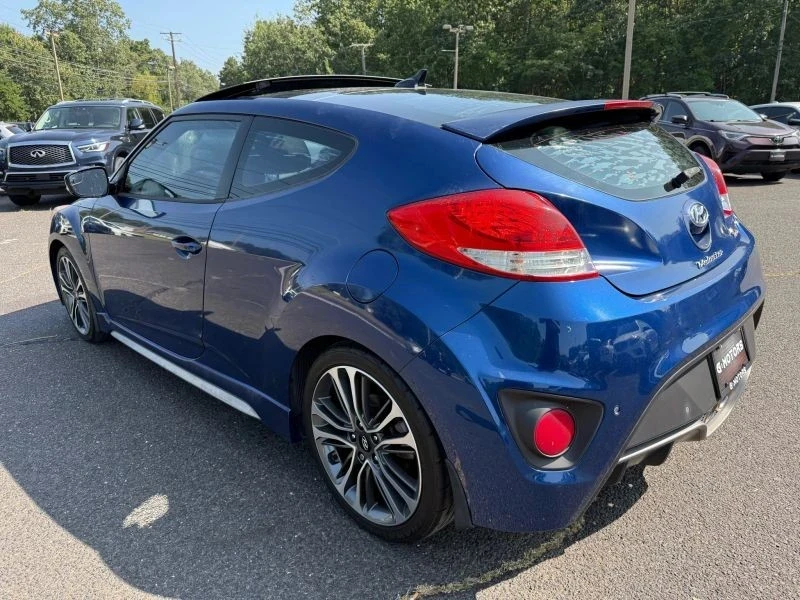 2016 Hyundai Veloster - Image 4 of 12