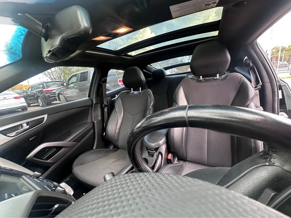 2016 Hyundai Veloster - Image 13 of 14