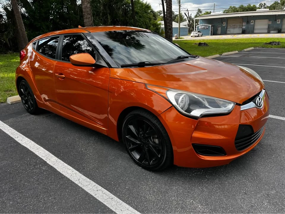 2016 Hyundai Veloster - Image 3 of 18