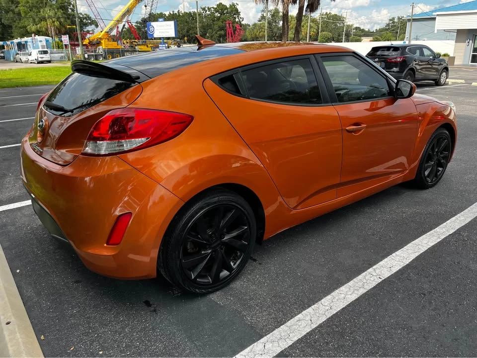 2016 Hyundai Veloster - Image 4 of 18