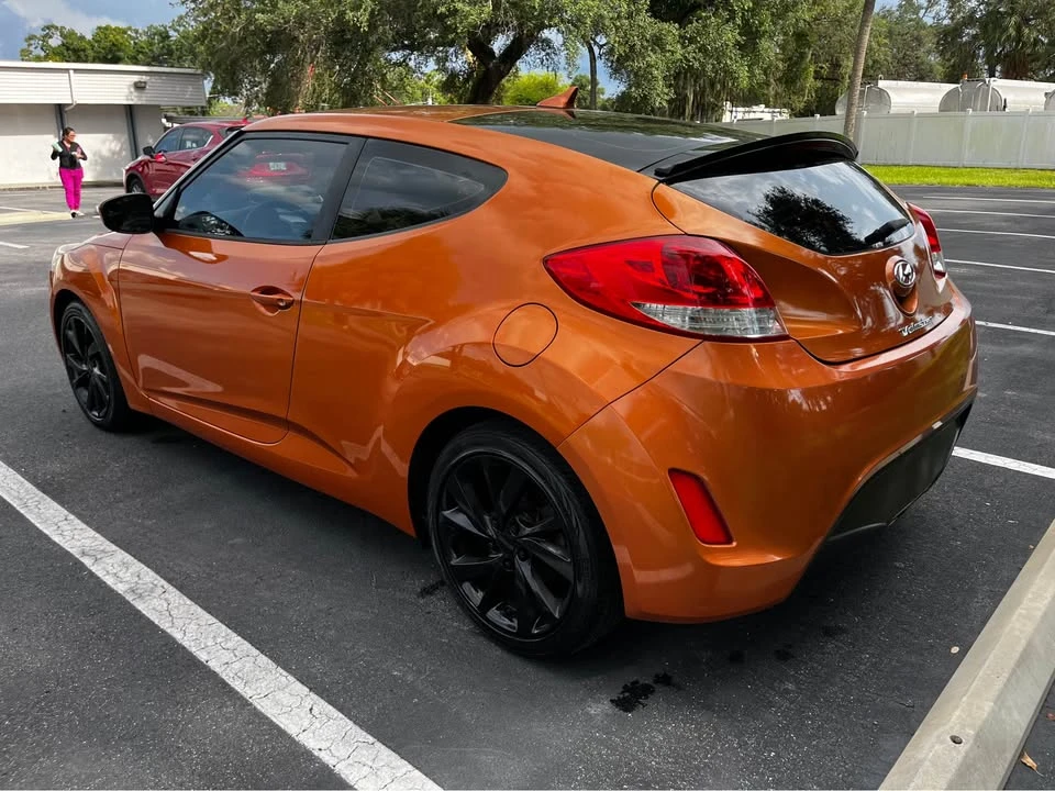 2016 Hyundai Veloster - Image 6 of 18
