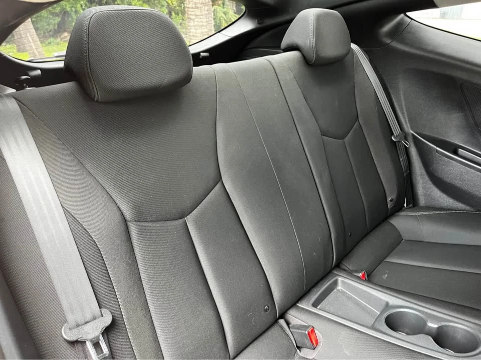 2016 Hyundai Veloster - Image 14 of 18