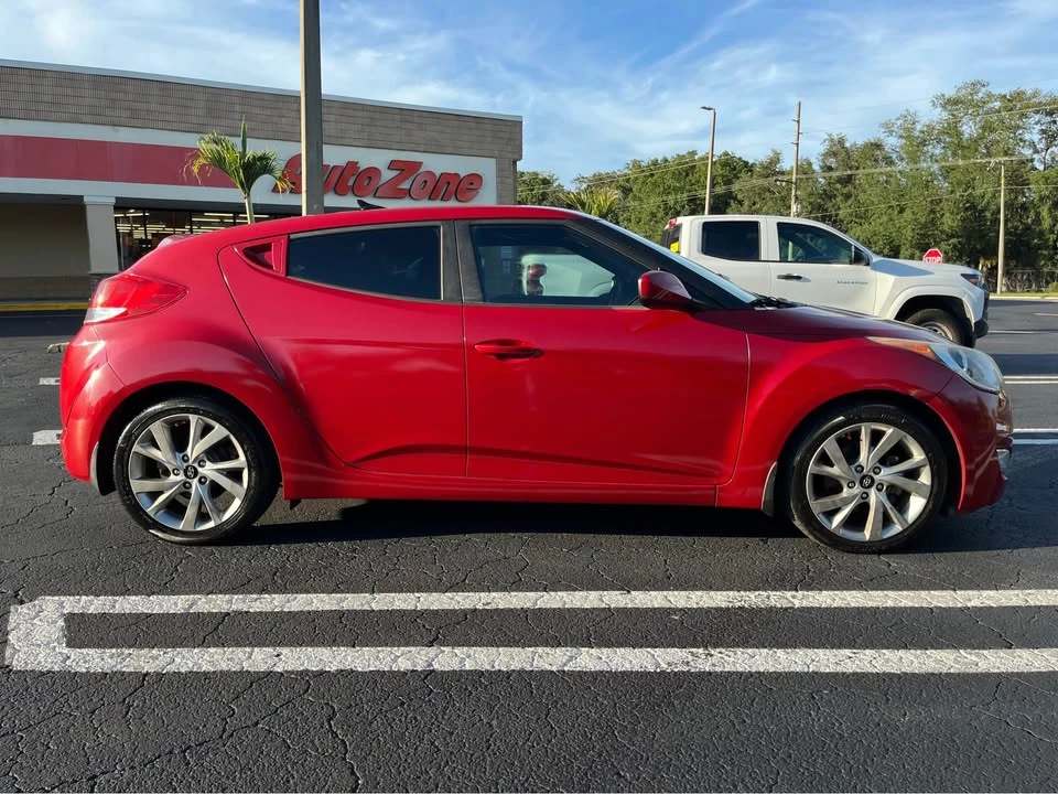 2016 Hyundai Veloster - Image 4 of 14