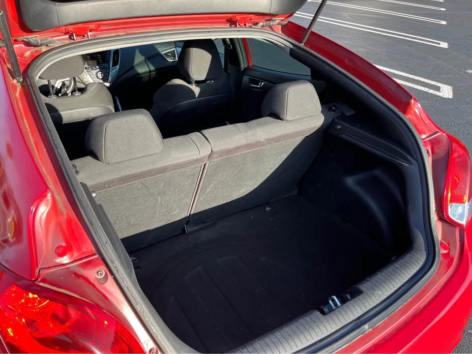 2016 Hyundai Veloster - Image 11 of 14
