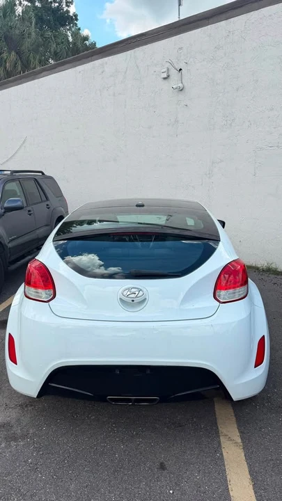 2016 Hyundai Veloster - Image 3 of 15