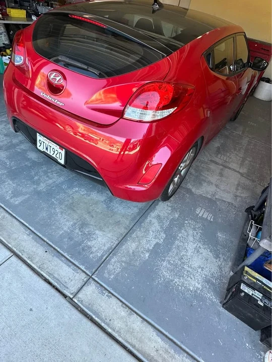 2016 Hyundai Veloster - Image 4 of 9