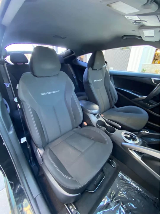 2016 Hyundai Veloster - Image 13 of 19