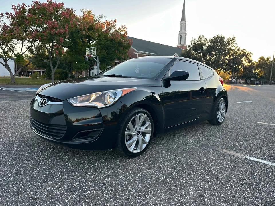 2016 Hyundai Veloster - Image 3 of 16