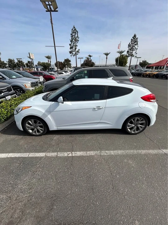 2016 Hyundai Veloster - Image 19 of 19