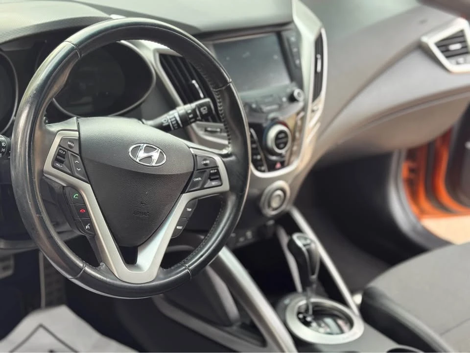 2016 Hyundai Veloster - Image 5 of 7