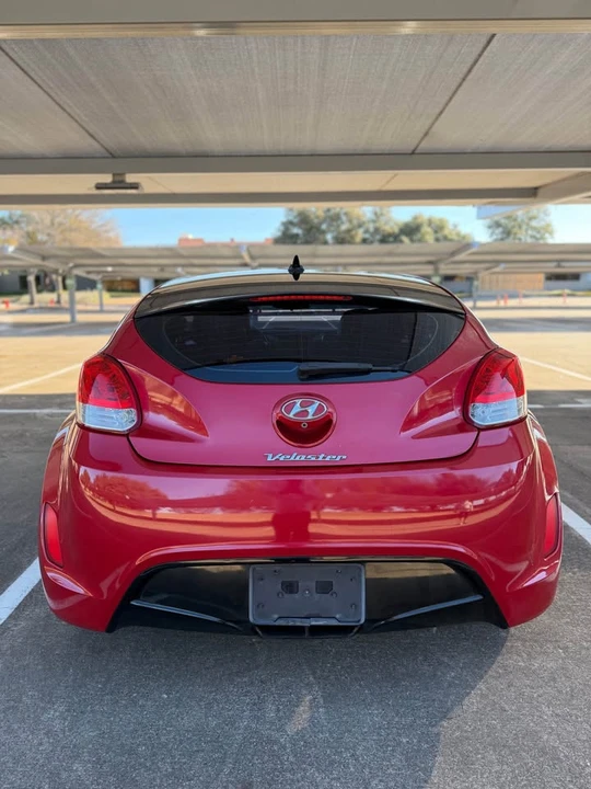2016 Hyundai Veloster - Image 6 of 19