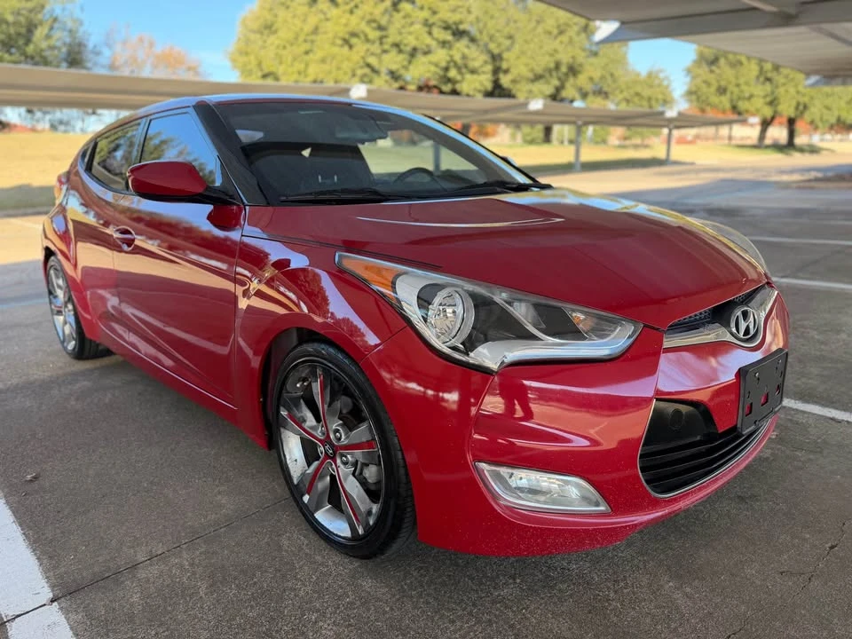 2016 Hyundai Veloster - Image 9 of 19