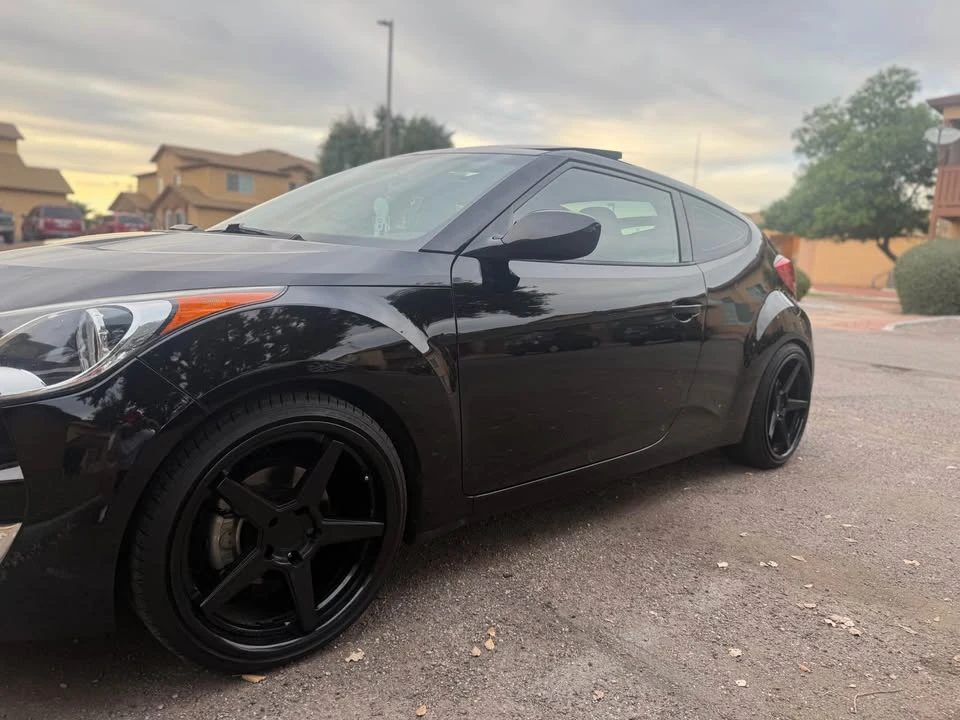 2016 Hyundai Veloster - Image 4 of 6
