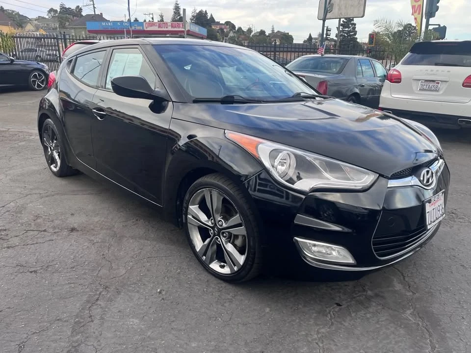 2016 Hyundai Veloster - Image 3 of 20
