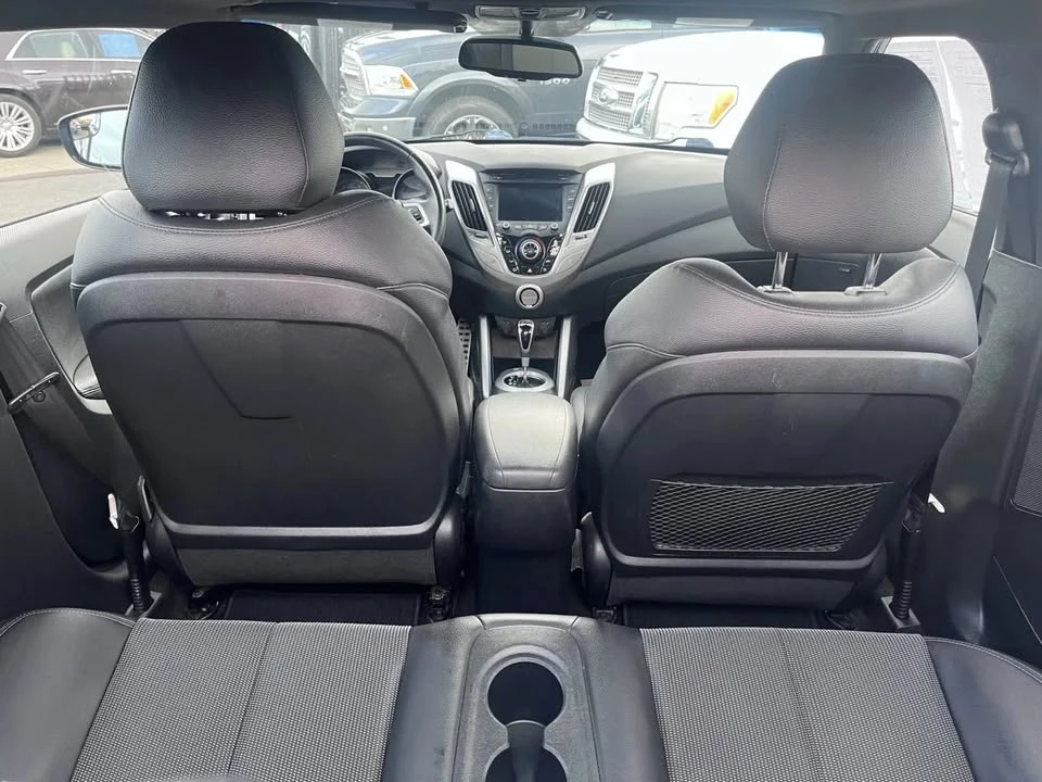 2016 Hyundai Veloster - Image 12 of 20