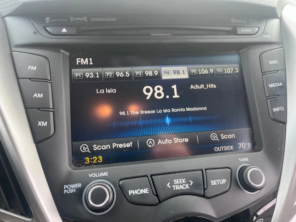 2016 Hyundai Veloster - Image 19 of 20