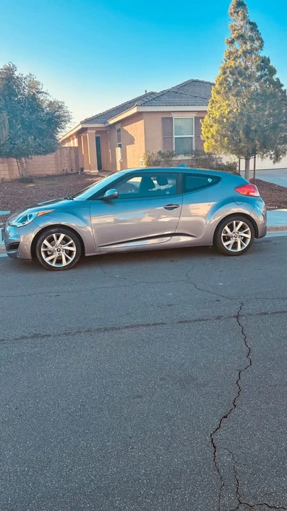 2016 Hyundai Veloster - Image 4 of 20