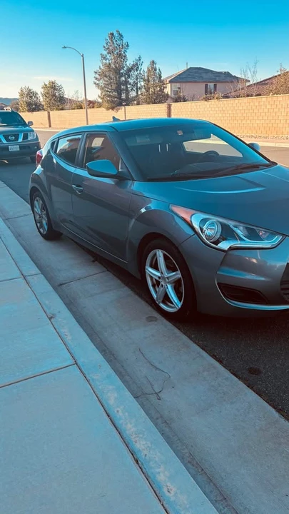 2016 Hyundai Veloster - Image 6 of 20