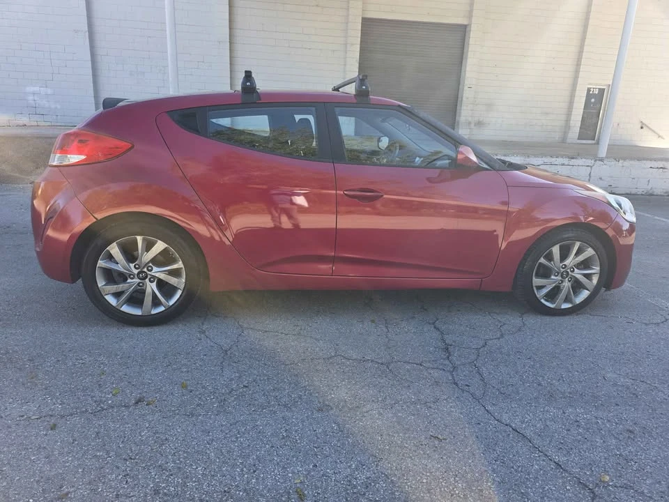 2016 Hyundai Veloster - Image 3 of 8