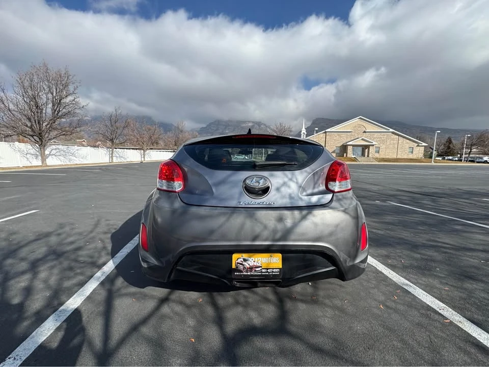 2016 Hyundai Veloster - Image 6 of 11