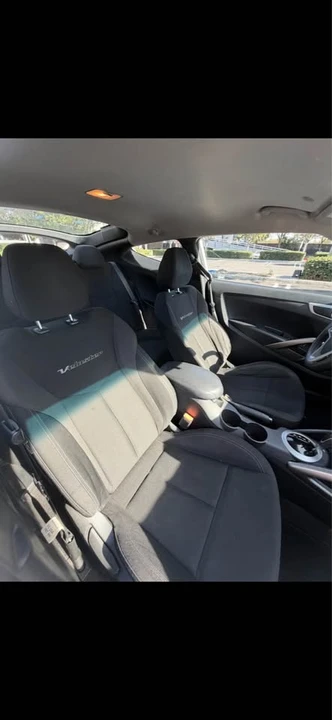 2016 Hyundai Veloster - Image 7 of 14