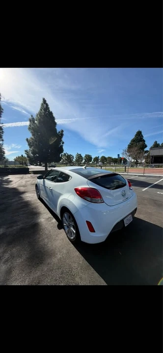 2016 Hyundai Veloster - Image 3 of 14