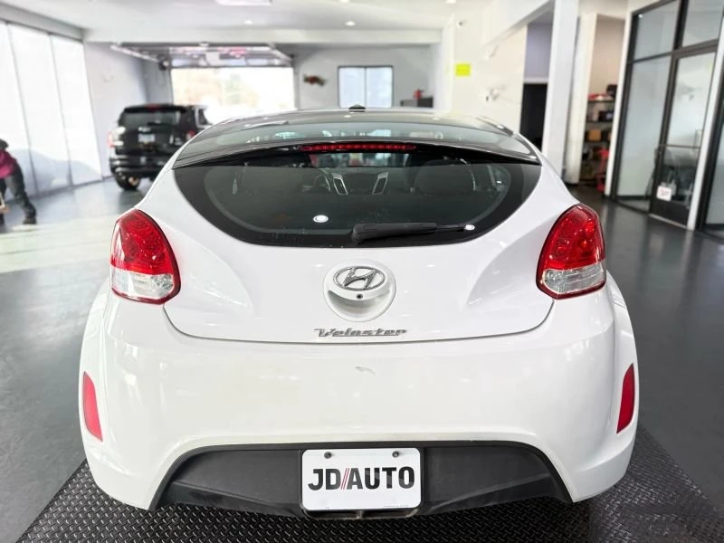 2016 Hyundai Veloster - Image 6 of 20
