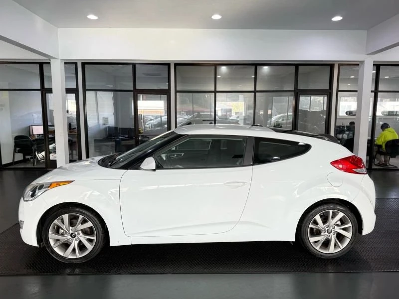 2016 Hyundai Veloster - Image 4 of 20