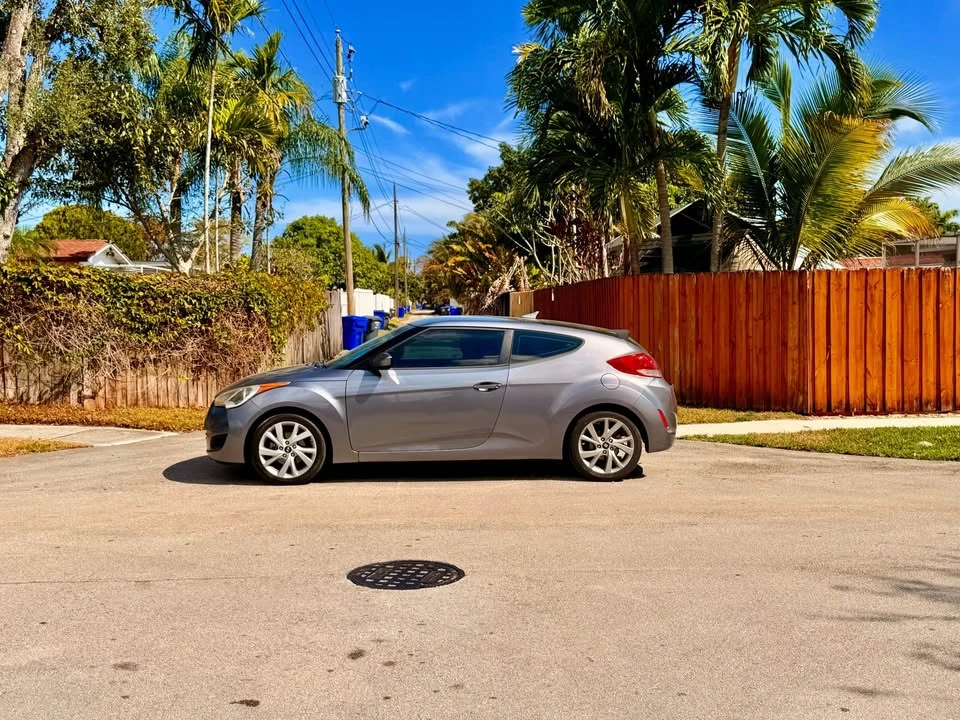 2016 Hyundai Veloster - Image 3 of 6