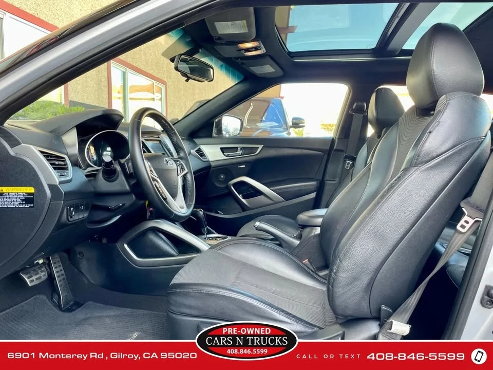 2016 Hyundai Veloster - Image 10 of 20