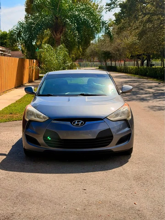 2016 Hyundai Veloster - Image 4 of 6