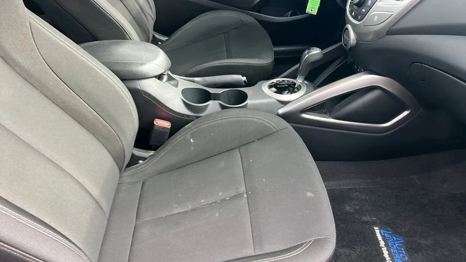 2016 Hyundai Veloster - Image 20 of 20