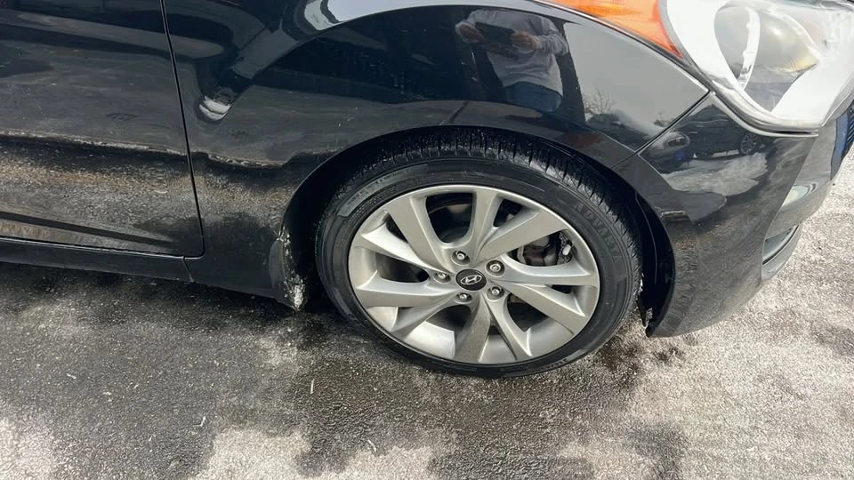 2016 Hyundai Veloster - Image 12 of 20