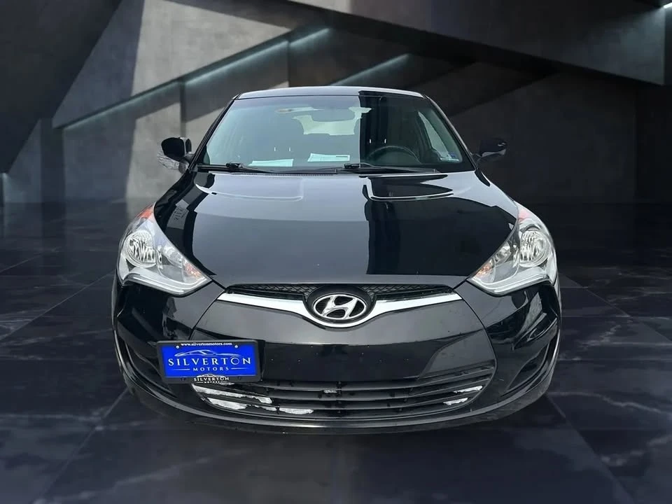 2016 Hyundai Veloster - Image 11 of 20