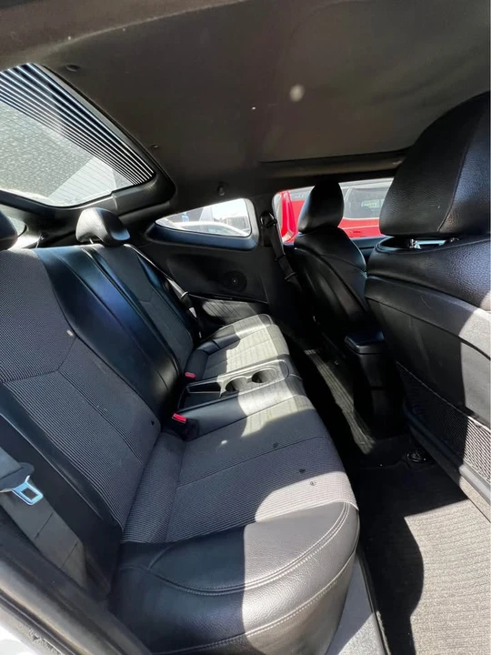 2016 Hyundai Veloster - Image 11 of 13